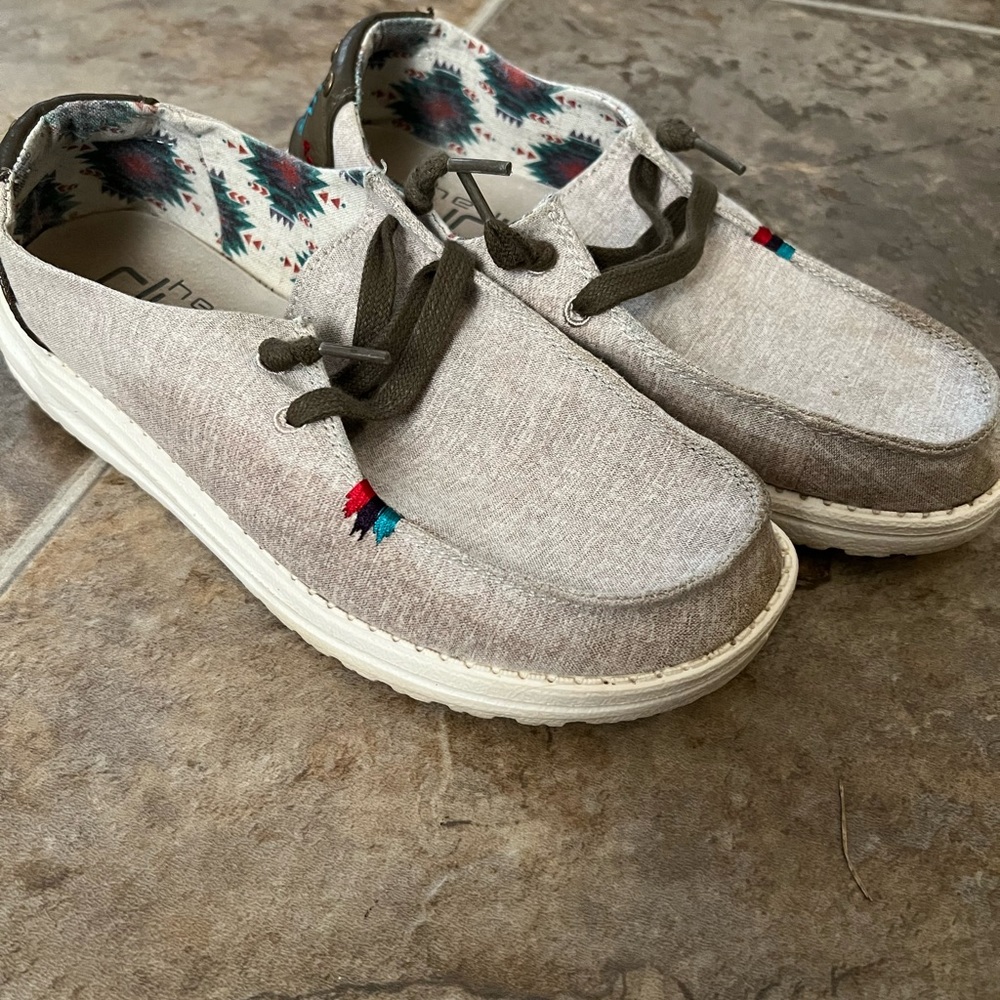 Women’s Wendy Rodeo Hey Dude Size 8